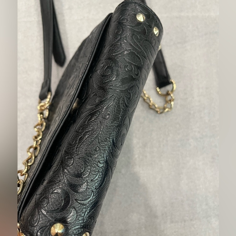 Guess Embossed Black Faux Leather Studded Crossbody Bag Jaguar - Picture 6 of 15